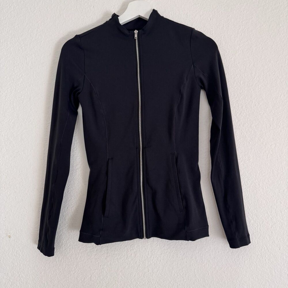 Nike Yoga Luxe Dri-FIT Women's Full-Zip Jacket, Size XS Smoke Gray /Black - Picture 2 of 16